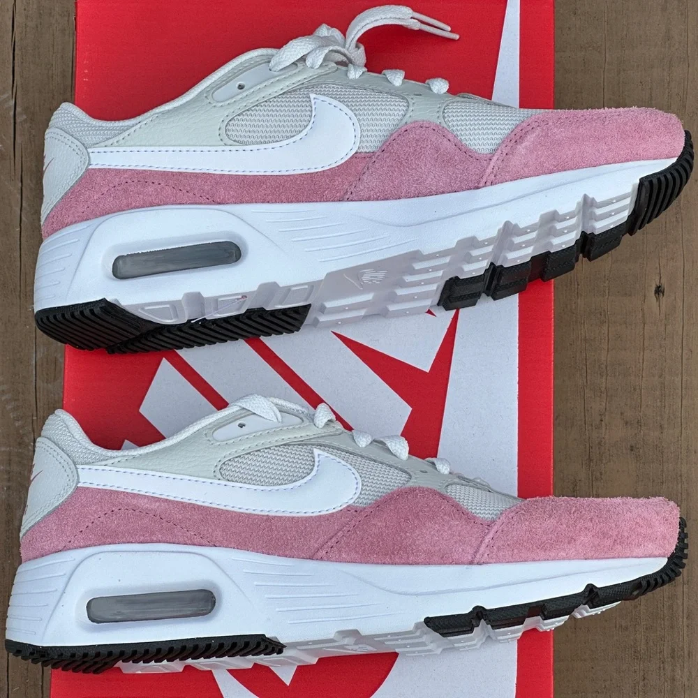 Nike Air Max SC Low Casual Sneaker - fits Youth Sizes 5Y and 6Y NEW